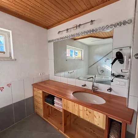 Mittagsspitz Am Bauernhof Flattach